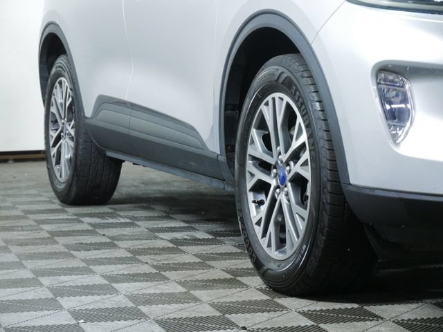 Certified 2020 Ford Escape SEL AWD/4WD image 2