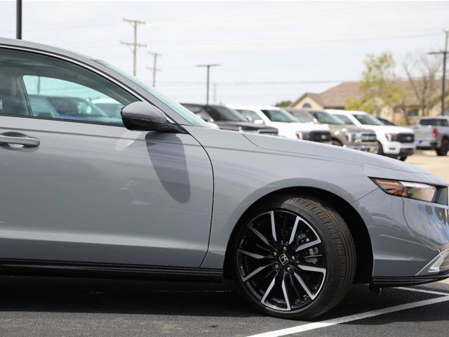 Used 2025 Honda Accord Touring image 5