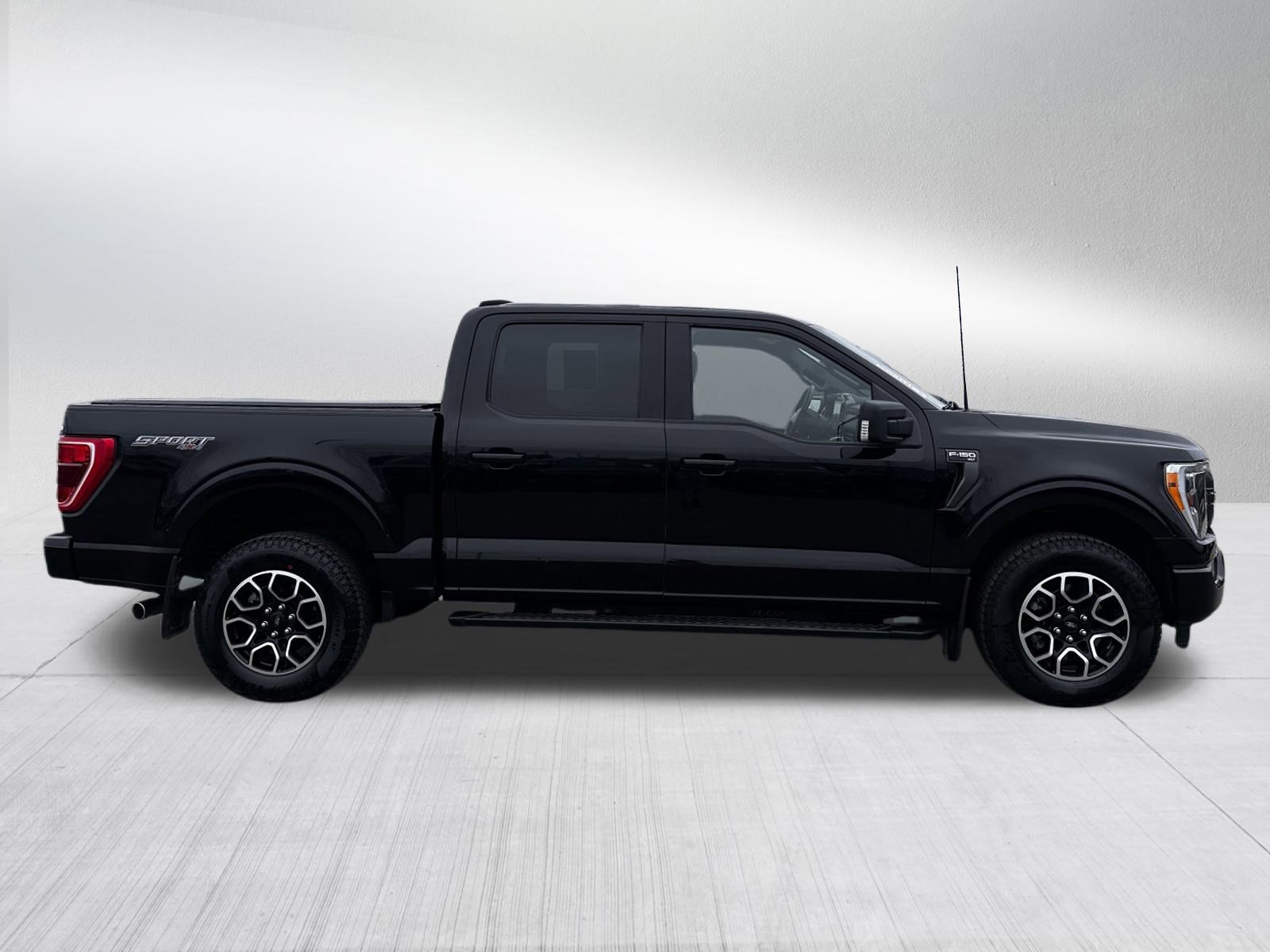 Certified 2022 Ford F150 XLT w/ Equipment Group 302A High image 6