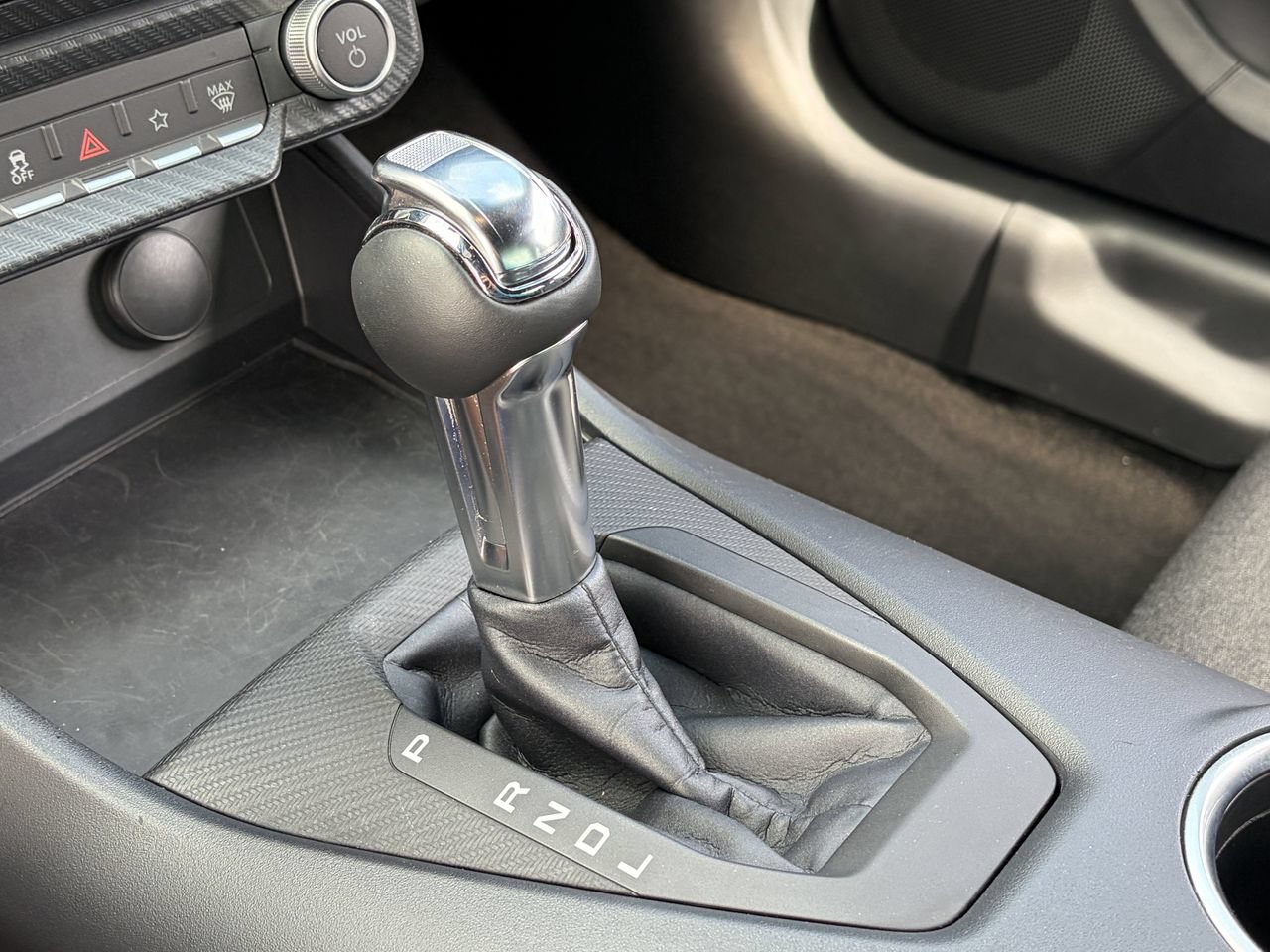 Certified 2024 Ford Mustang Coupe RWD image 29