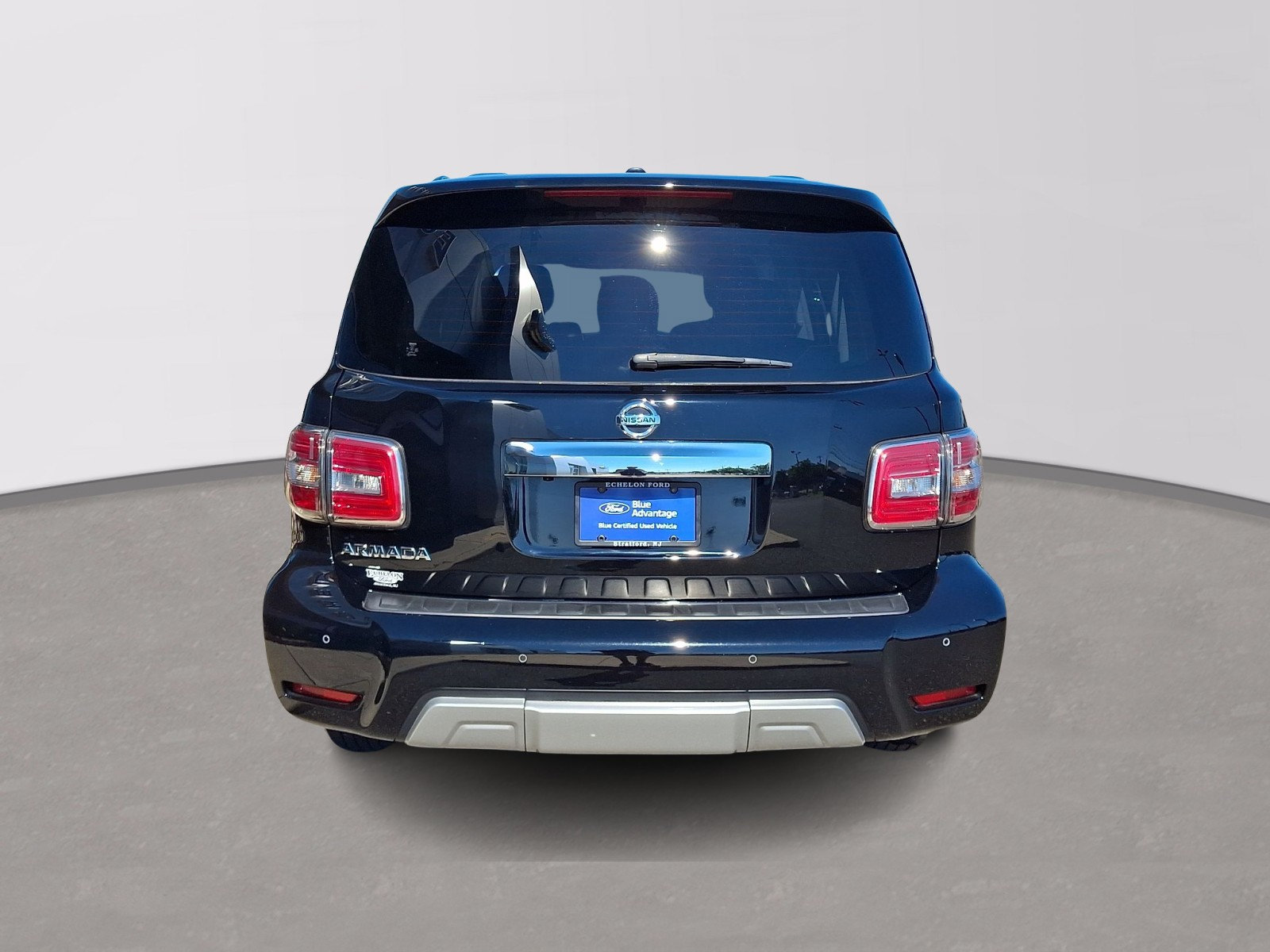 Used 2017 Nissan Armada SV w/ Driver Package RWD image 5