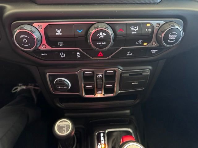 Used 2022 Jeep Gladiator Sport AWD/4WD image 19