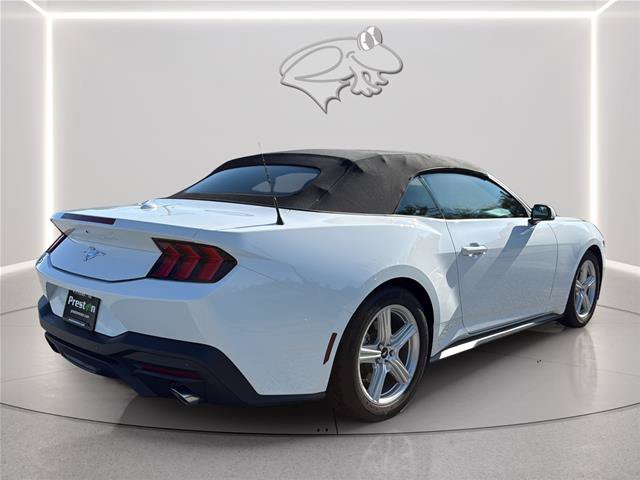 Certified 2026 Ford Mustang Convertible w/ Anti-Theft Package RWD image 5