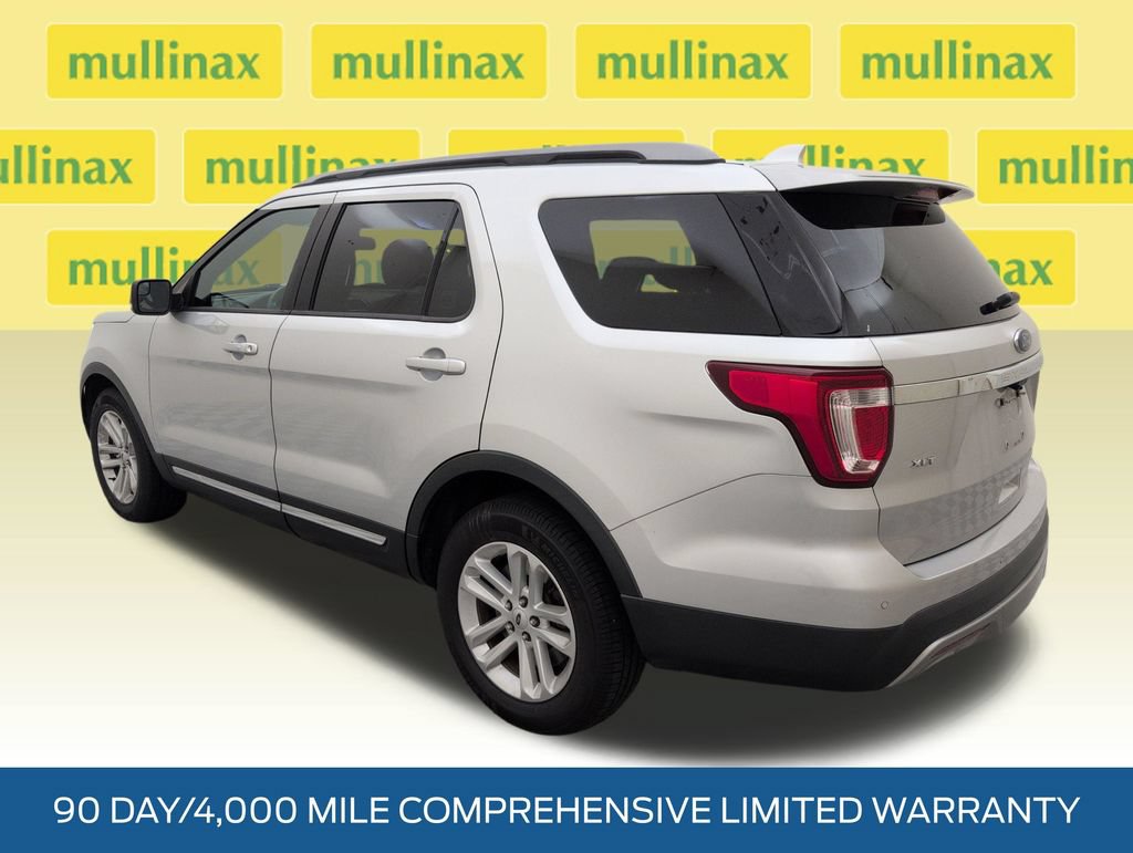 Certified 2017 Ford Explorer XLT w/ Equipment Group 202A FWD image 9