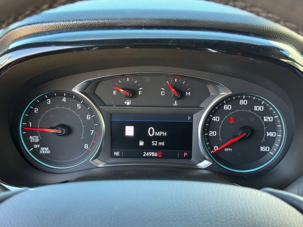 Used 2023 Chevrolet Traverse RS image 15