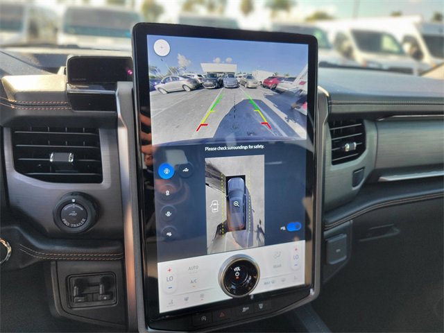 Certified 2024 Ford Expedition Max Platinum image 26