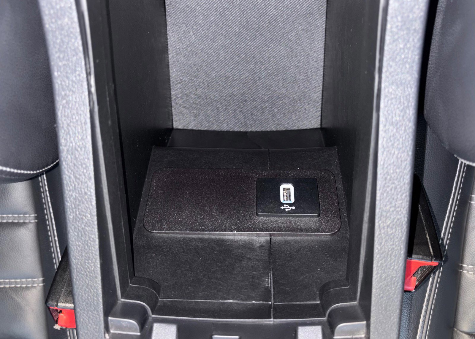 Certified 2019 Ford Escape Titanium image 46