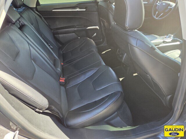 Certified 2020 Ford Fusion Titanium AWD/4WD image 15