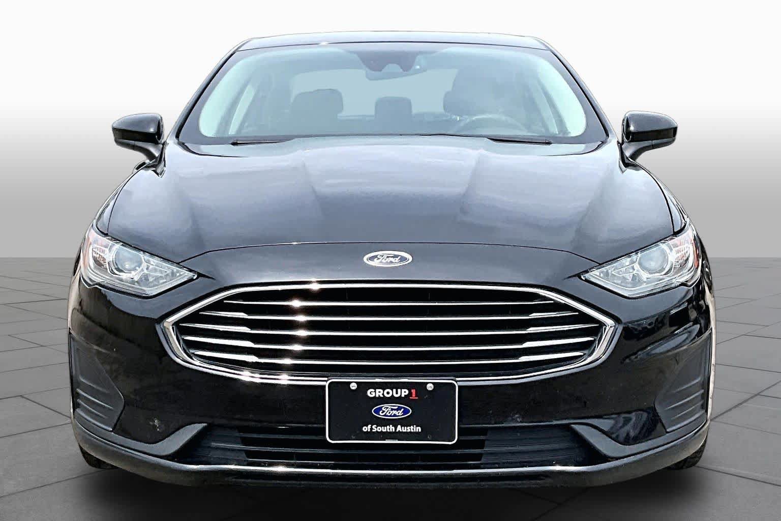 Certified 2019 Ford Fusion SE FWD image 4