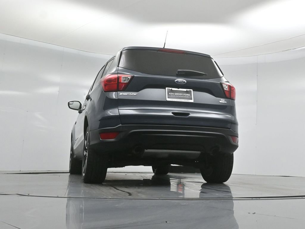 Certified 2019 Ford Escape SE AWD/4WD image 49