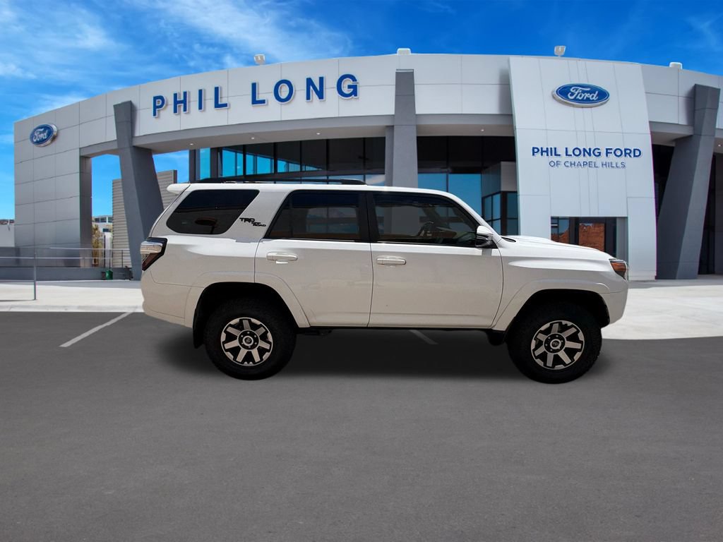Used 2024 Toyota 4Runner TRD Off-Road Premium w/ Moonroof Package AWD/4WD image 7