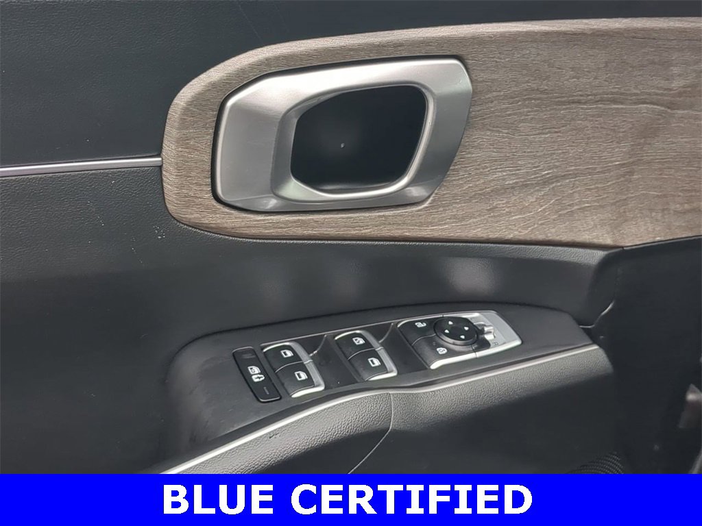 Used 2021 Kia Sorento EX w/ EX AWD X-Line Package image 10