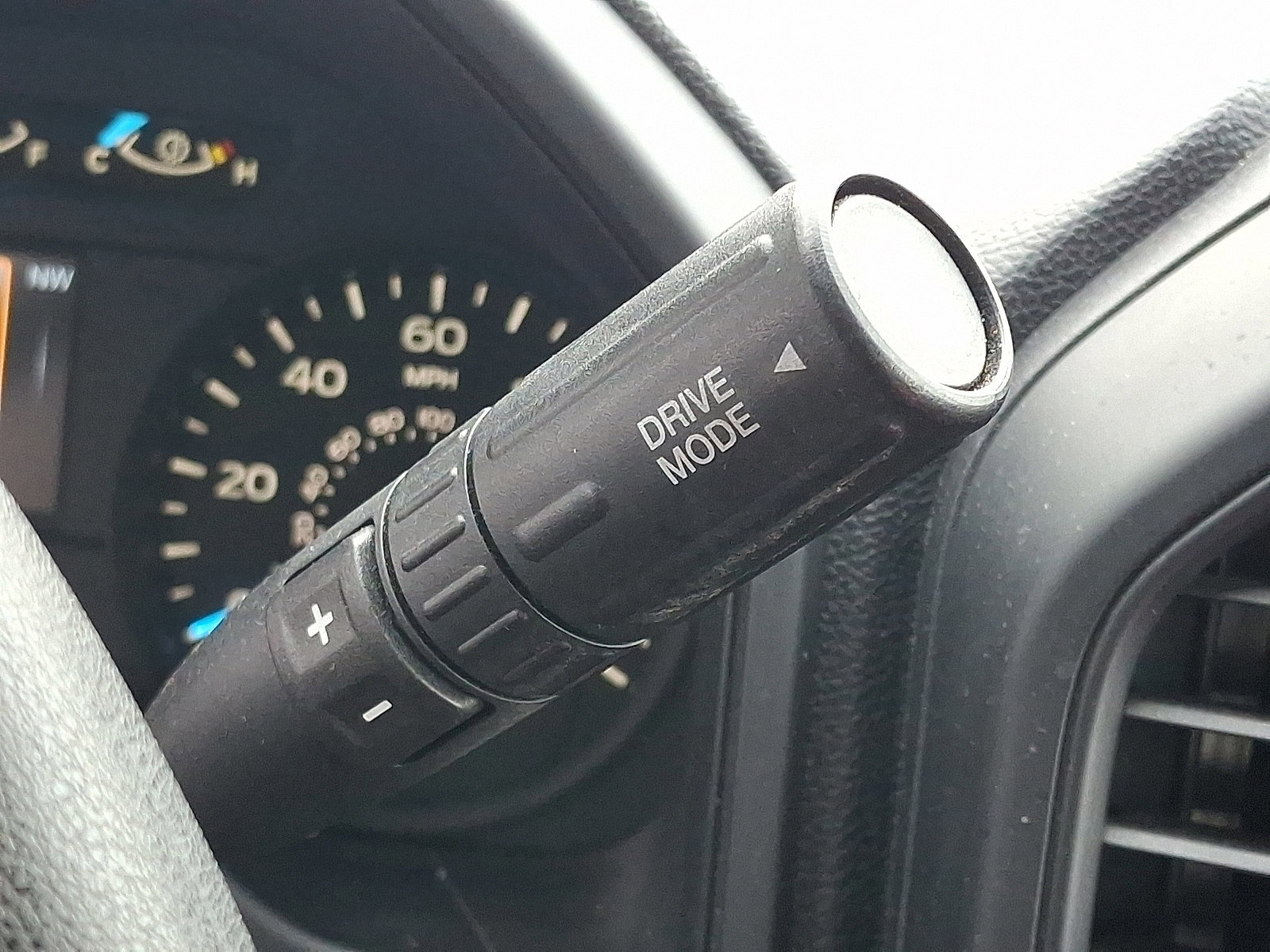 Certified 2019 Ford F150 XL w/ Equipment Group 101A Mid image 18