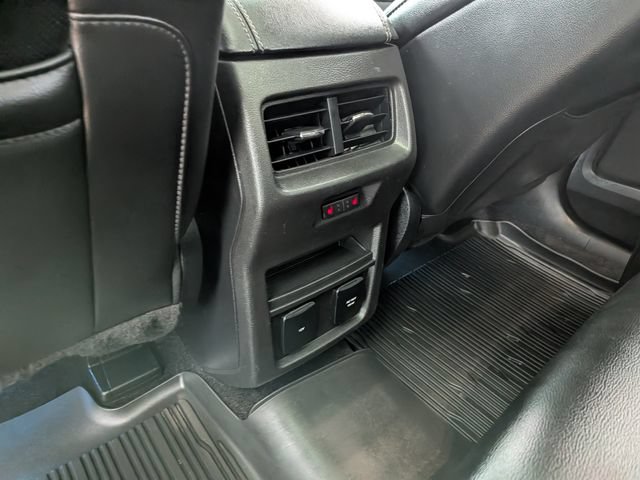 Certified 2017 Ford Edge Titanium w/ Equipment Group 301A AWD/4WD image 19