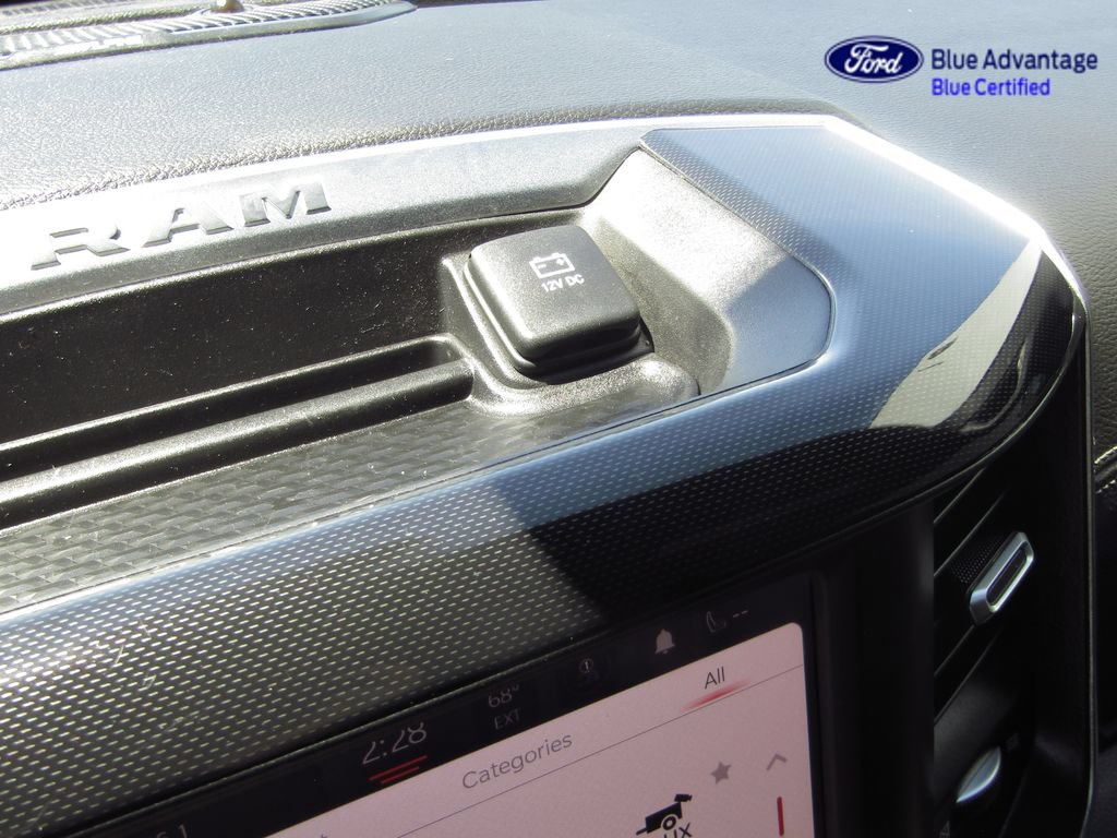 Used 2022 RAM 3500 Laramie AWD/4WD image 32