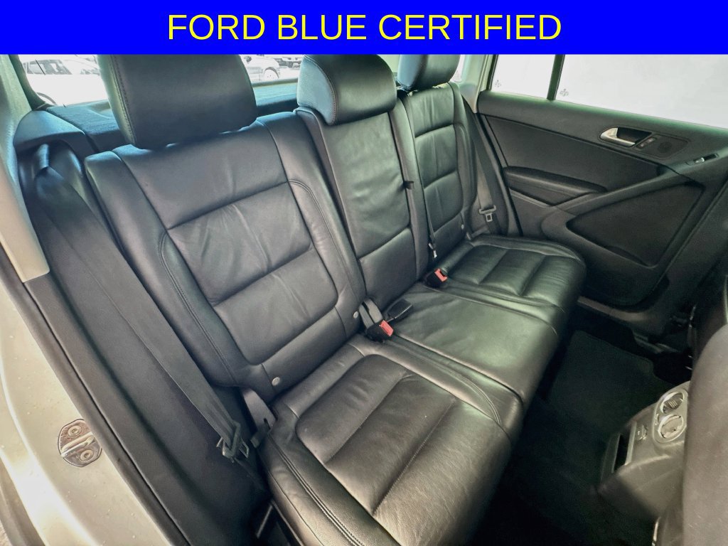 Used 2017 Volkswagen Tiguan Sport FWD image 31