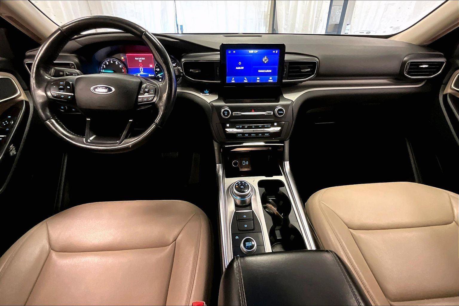 Certified 2020 Ford Explorer XLT w/ Equipment Group 202A image 14