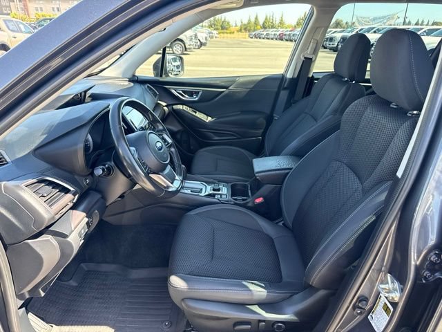 Used 2022 Subaru Forester Premium AWD/4WD image 18