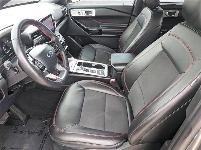 Certified 2023 Ford Explorer ST-Line w/ Class IV Trailer Tow Package image 16