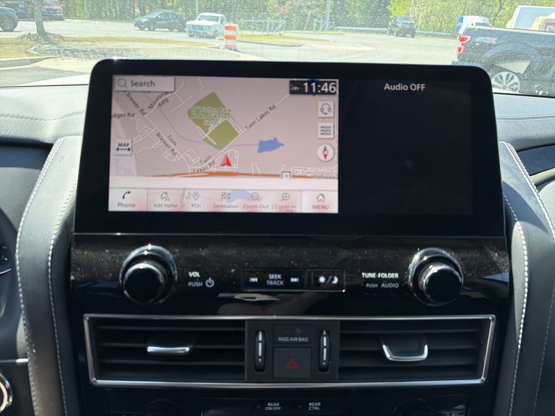 Used 2024 INFINITI QX80 Luxe image 10