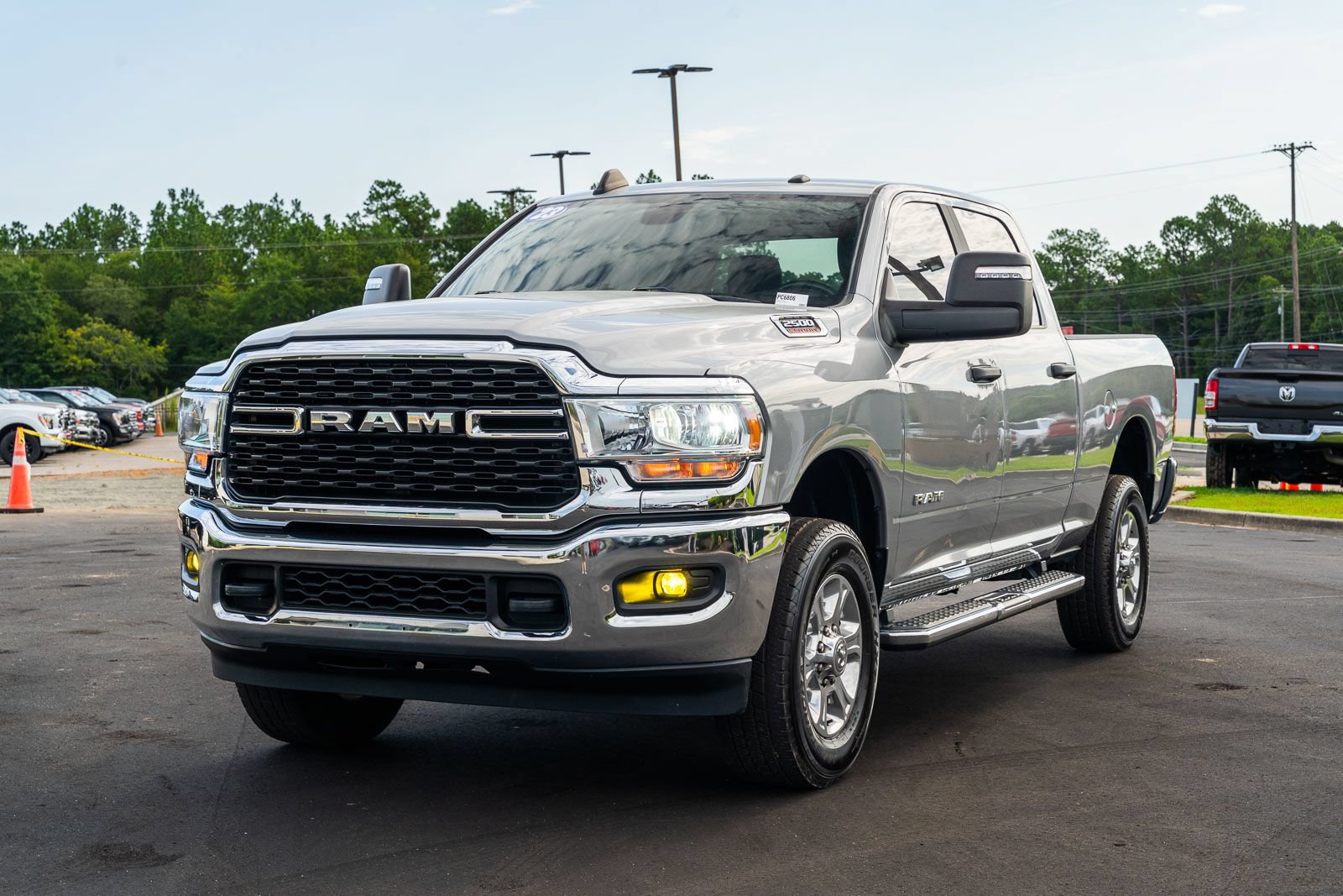 Used 2023 RAM 2500 Big Horn w/ Level 1 Equipment Group AWD/4WD image 3