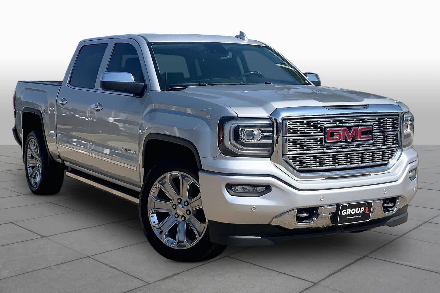 Used 2018 GMC Sierra 1500 Denali w/ Denali Ultimate Package AWD/4WD image 3