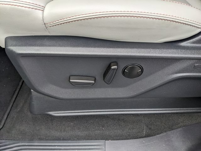 Certified 2025 Ford Expedition Active AWD/4WD image 25