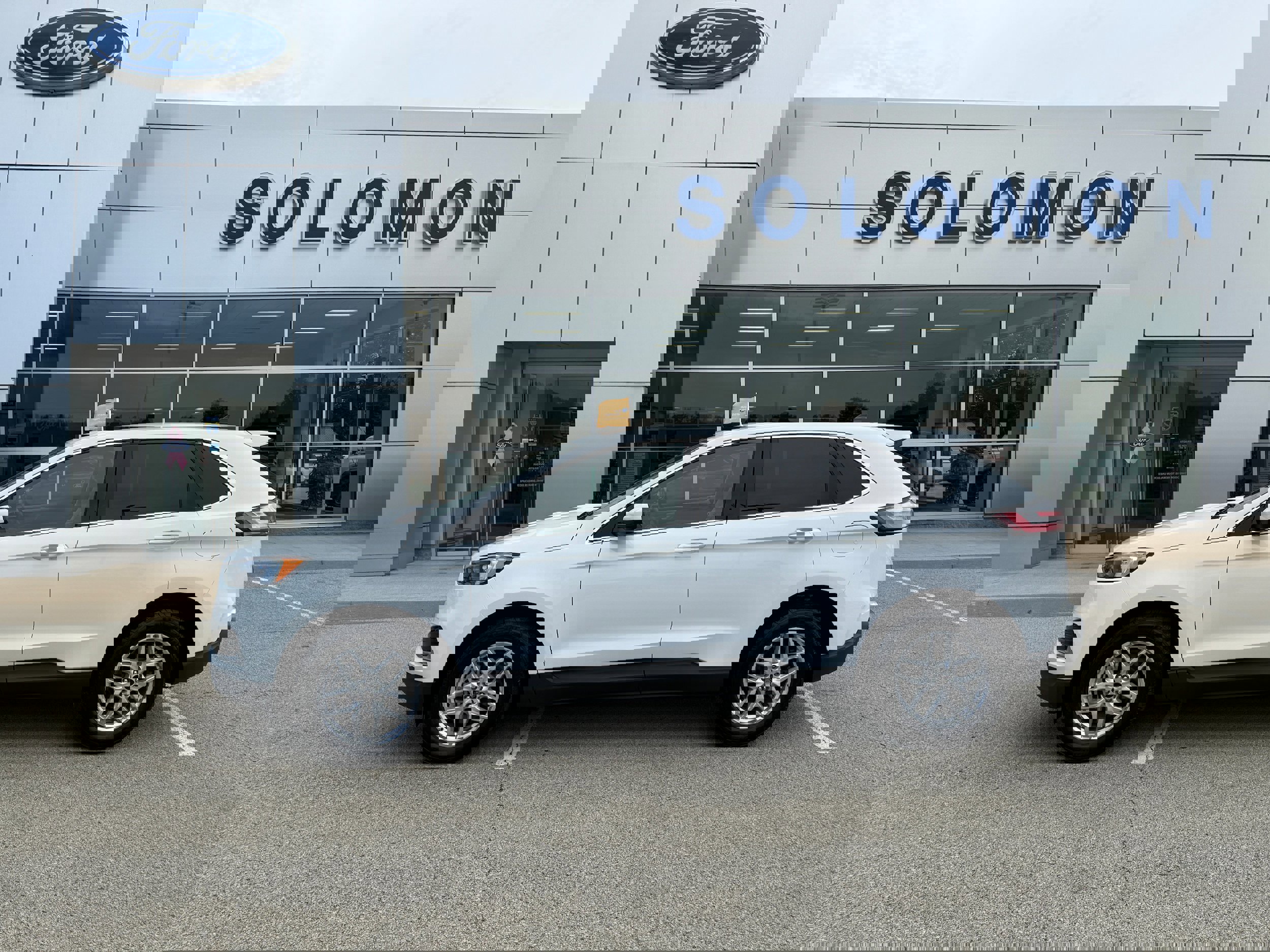 Certified 2024 Ford Edge SEL image 6