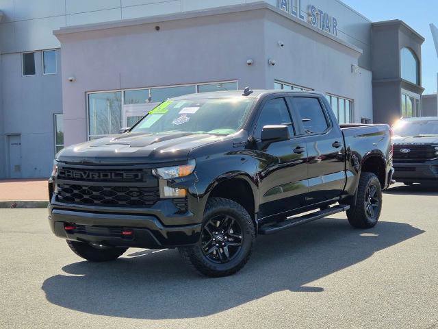 Used 2024 Chevrolet Silverado 1500 Custom Trail Boss w/ LPO, Dark Essentials Package image 8