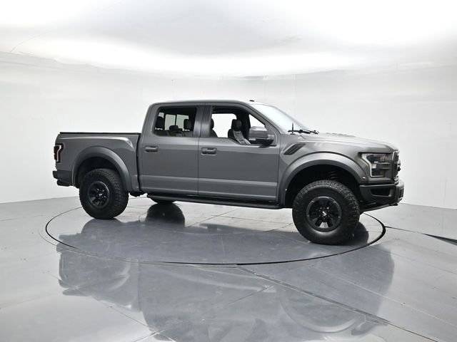 Certified 2018 Ford F150 Raptor w/ Equipment Group 802A Luxury image 3