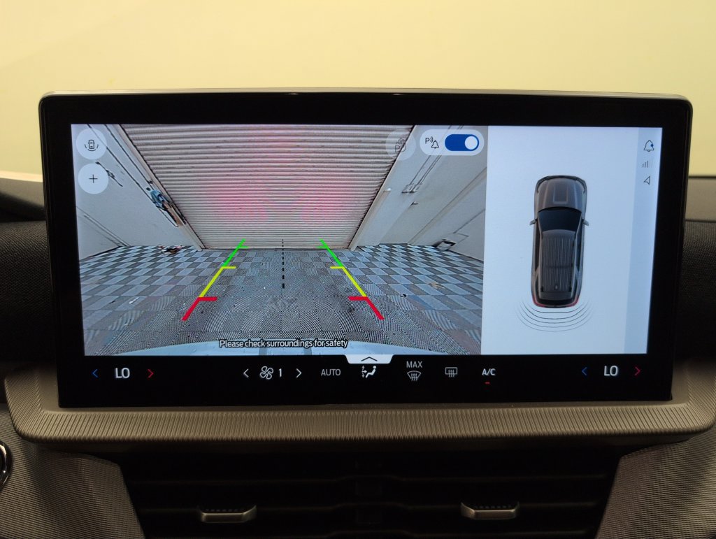 Certified 2026 Ford Explorer Active RWD image 19