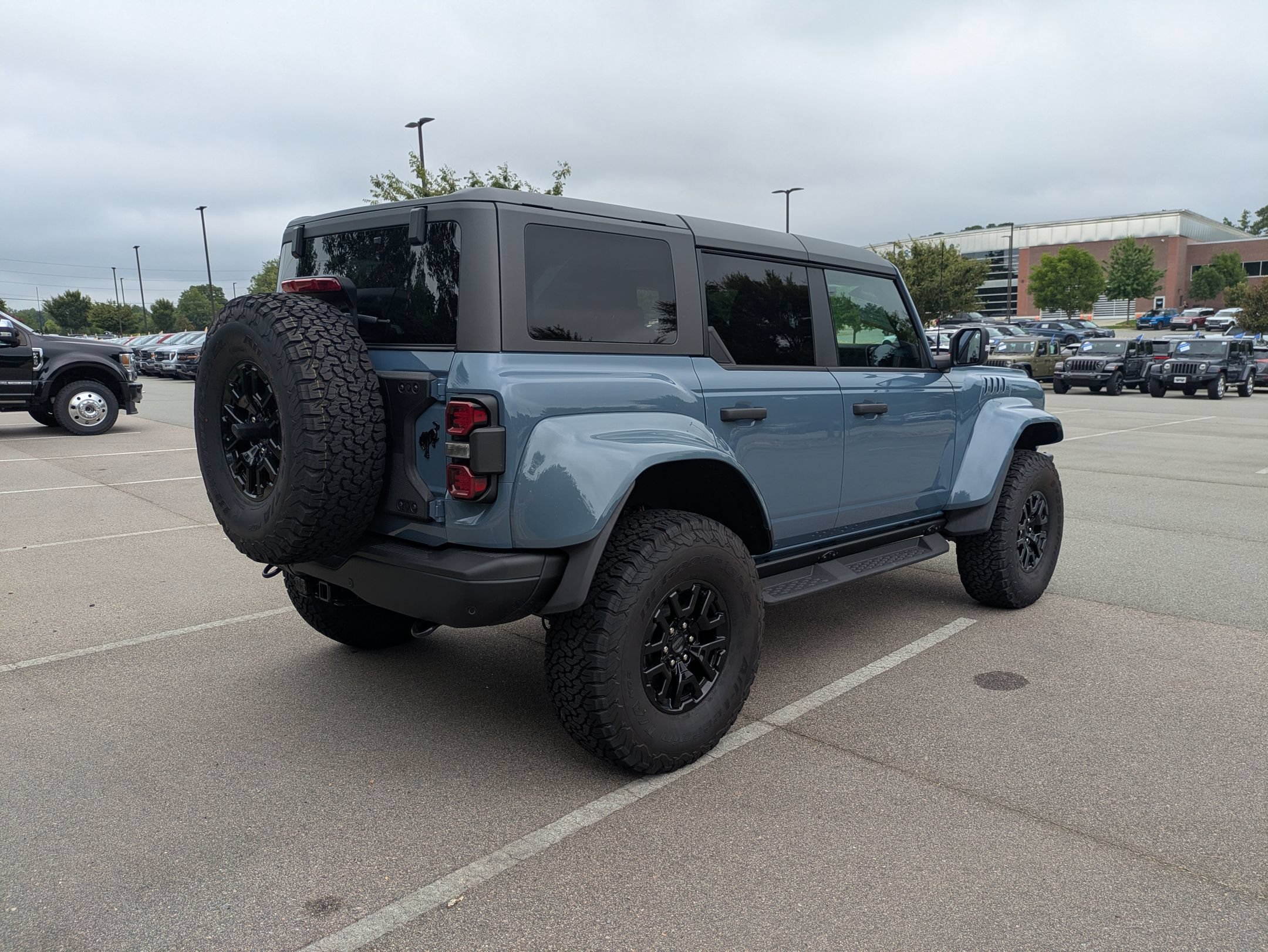 Certified 2025 Ford Bronco Raptor AWD/4WD image 4