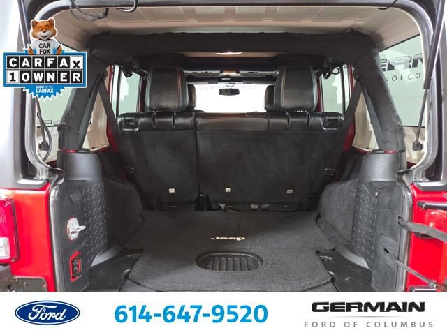 Used 2017 Jeep Wrangler Unlimited Rubicon w/ Connectivity Group AWD/4WD image 24