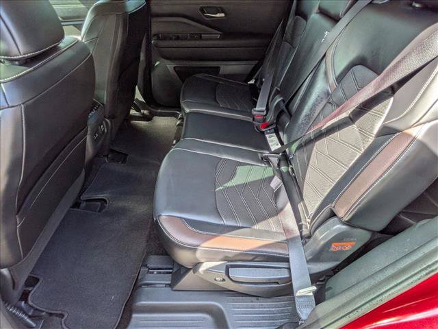 Used 2024 Nissan Pathfinder Platinum w/ Cargo Package FWD image 18