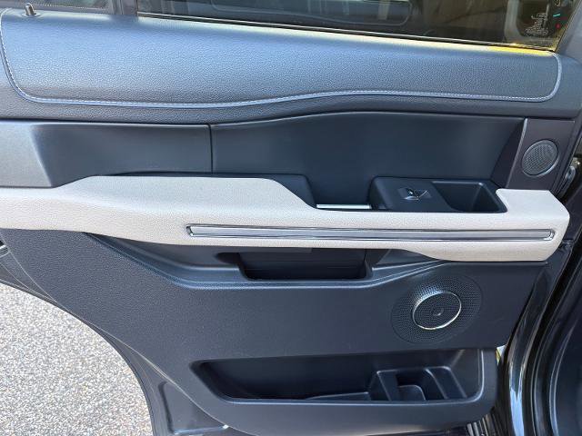 Certified 2024 Ford Expedition Limited image 28