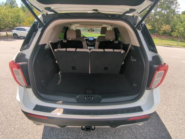 Certified 2022 Ford Explorer Limited w/ Equipment Group 301A AWD/4WD image 26
