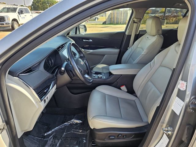 Used 2023 Cadillac XT4 Premium Luxury image 13