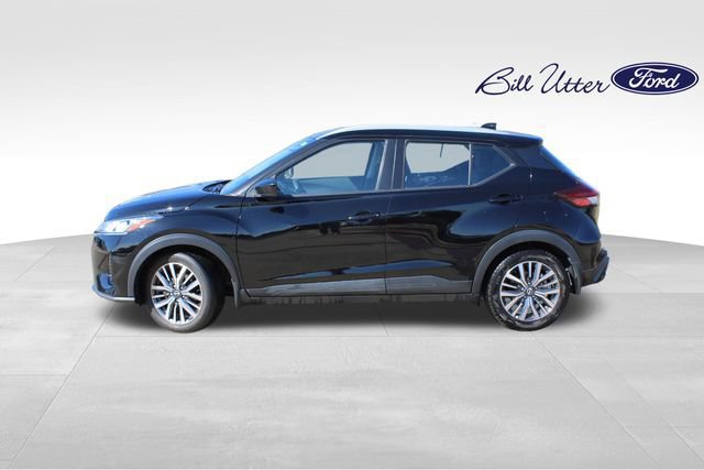 Used 2022 Nissan Kicks SV video 2