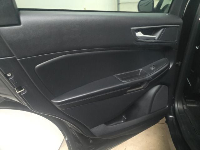 Certified 2020 Ford Edge SE FWD image 14