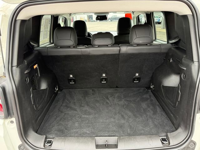 Used 2023 Jeep Renegade Limited AWD/4WD image 38