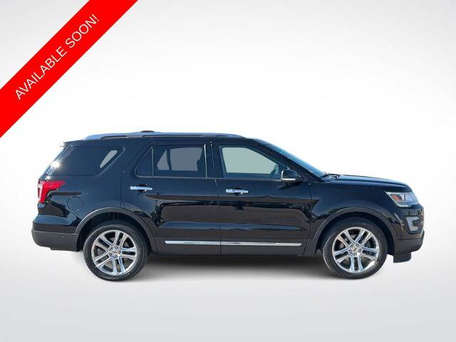 Certified 2017 Ford Explorer Limited w/ Equipment Group 301A AWD/4WD image 9