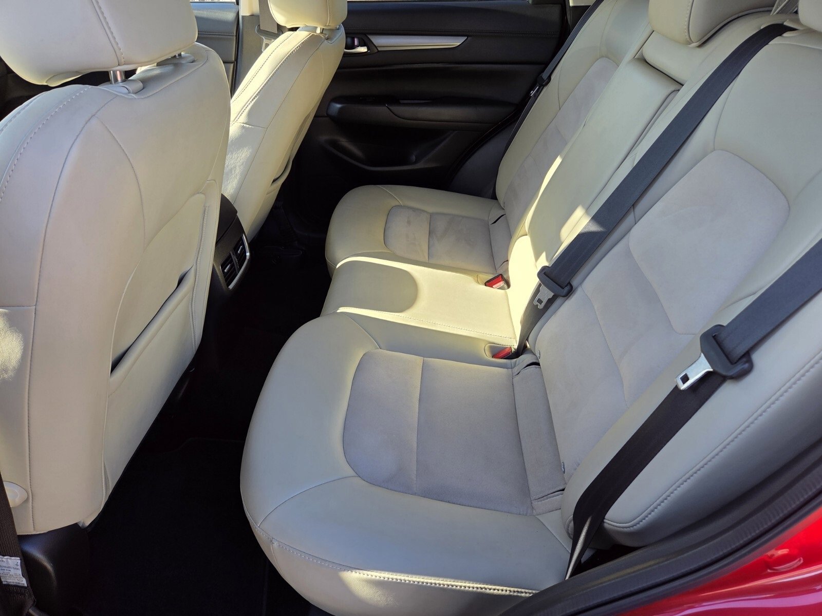 Used 2017 MAZDA CX-5 Touring image 11