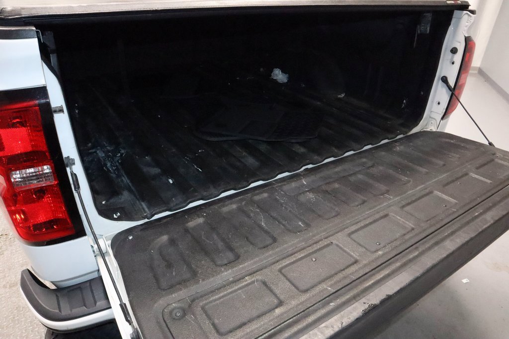 Used 2018 Chevrolet Silverado 1500 LT w/ All Star Edition image 13