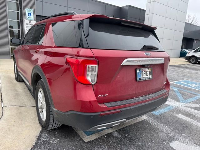 Certified 2023 Ford Explorer XLT w/ Equipment Group 202A image 3
