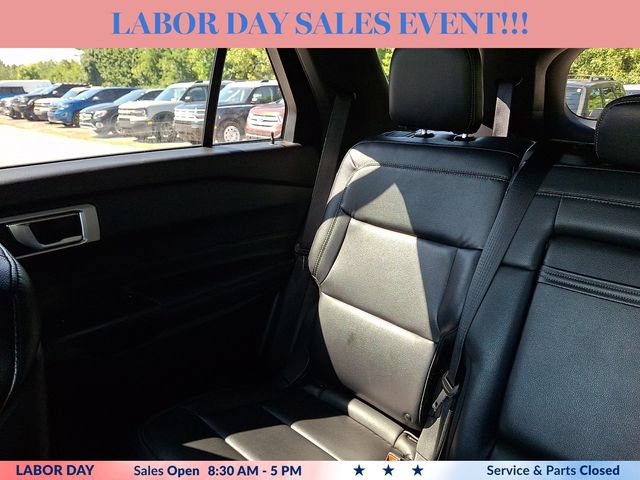 Certified 2020 Ford Explorer XLT w/ Equipment Group 202A AWD/4WD image 18