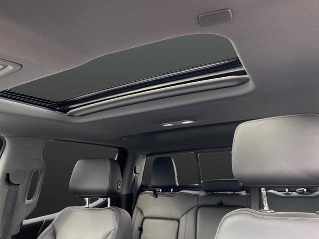 Used 2020 GMC Sierra 1500 SLT w/ SLT Premium Plus Package image 7