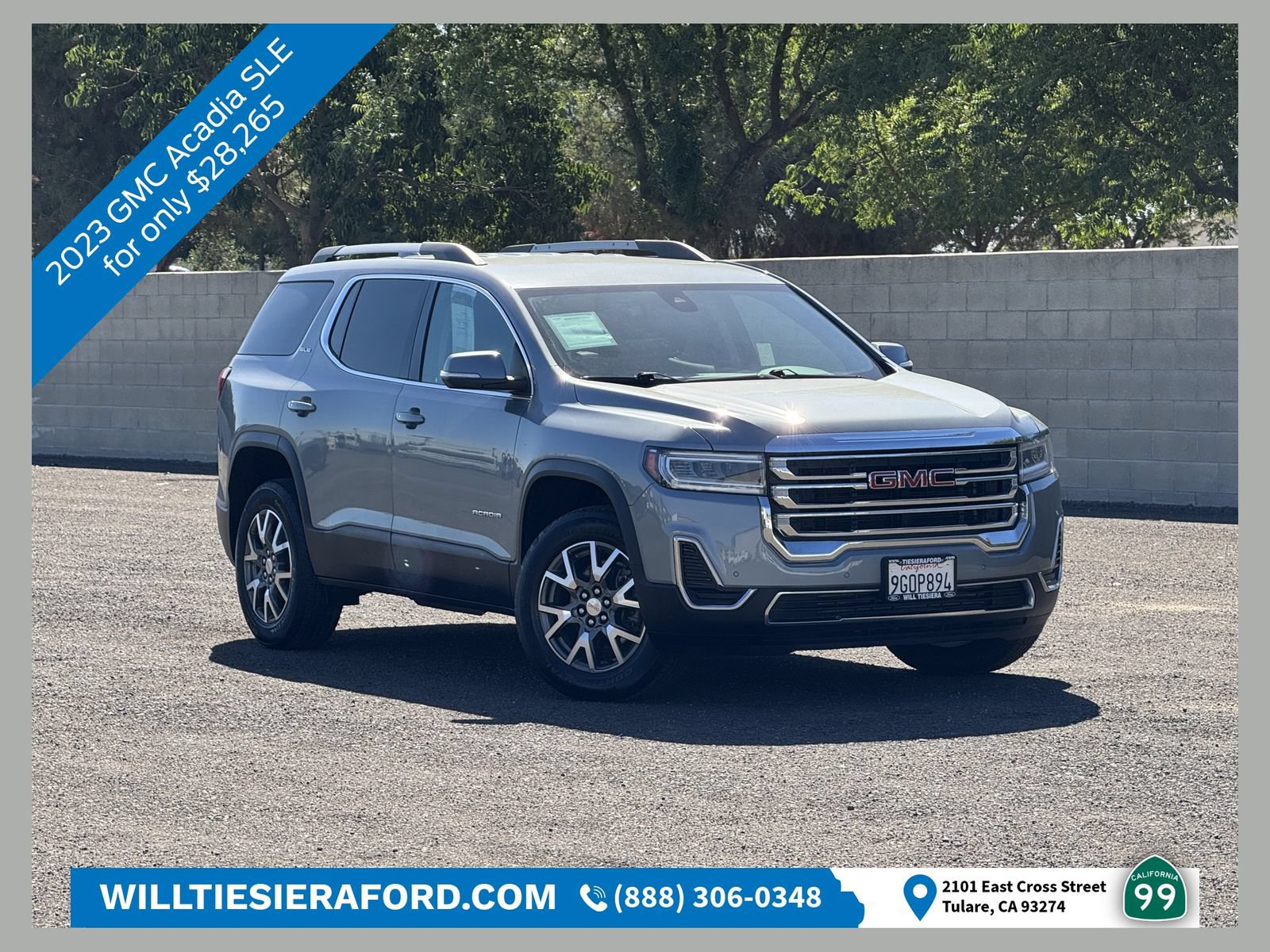 Used 2023 GMC Acadia SLE w/ Driver Convenience Package FWD image 1