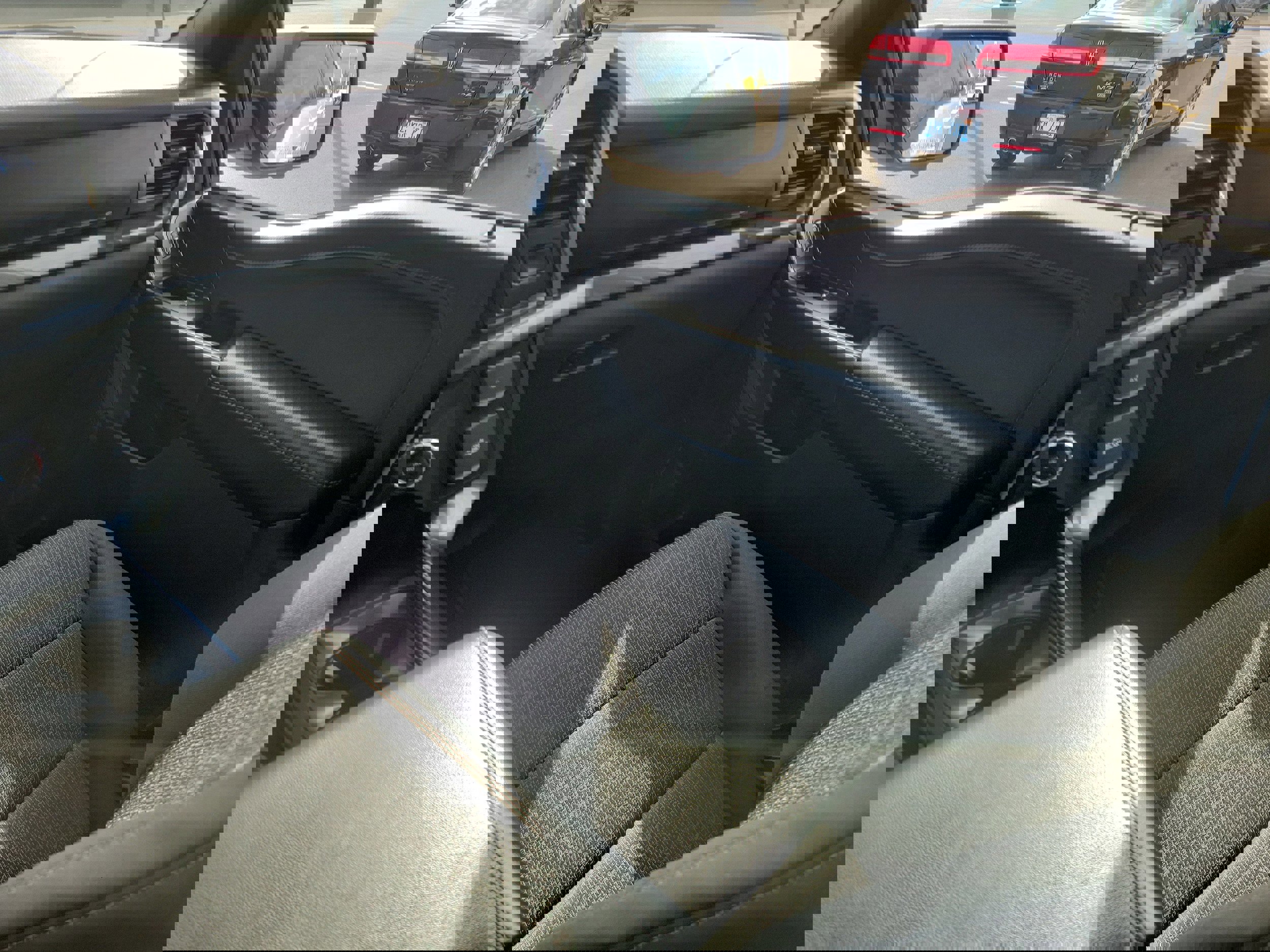 Certified 2022 Ford F150 XLT w/ Equipment Group 302A High image 17