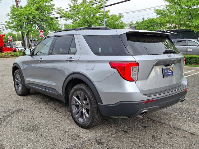 Certified 2023 Ford Explorer XLT w/ Equipment Group 202A AWD/4WD image 13