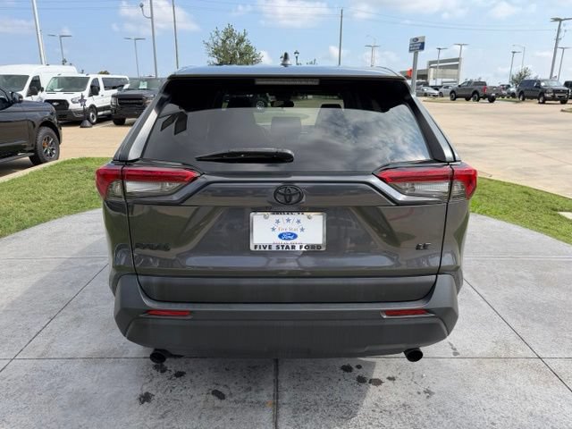 Used 2023 Toyota RAV4 LE FWD image 5